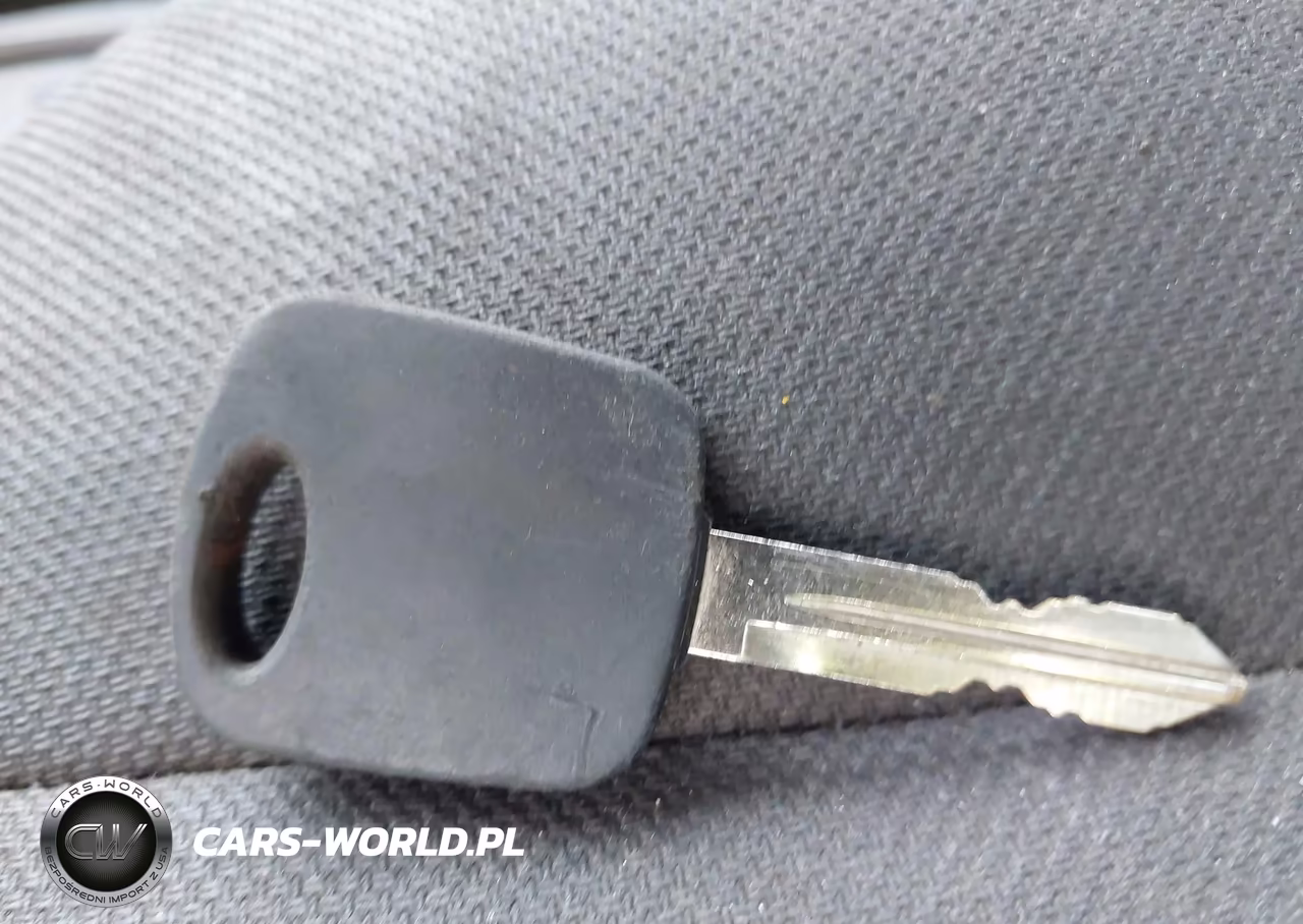 2007 Ford Focus S-Se-Ses VIN:1FAFP34NX7W278009 - 11