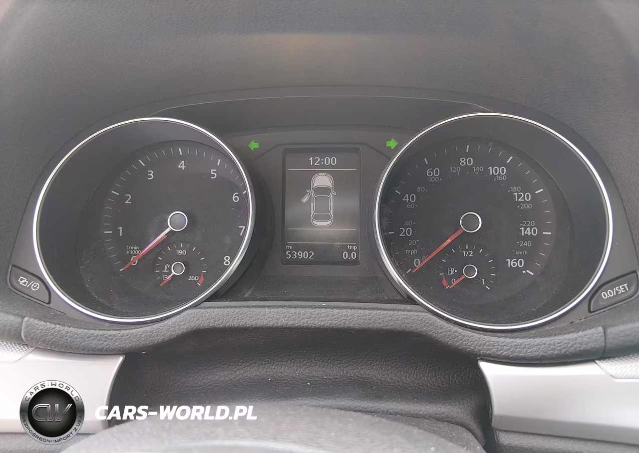 2018 Volkswagen Passat 2.0T R-Line-2.0T S VIN:1VWAA7A3XJC051151 - 7