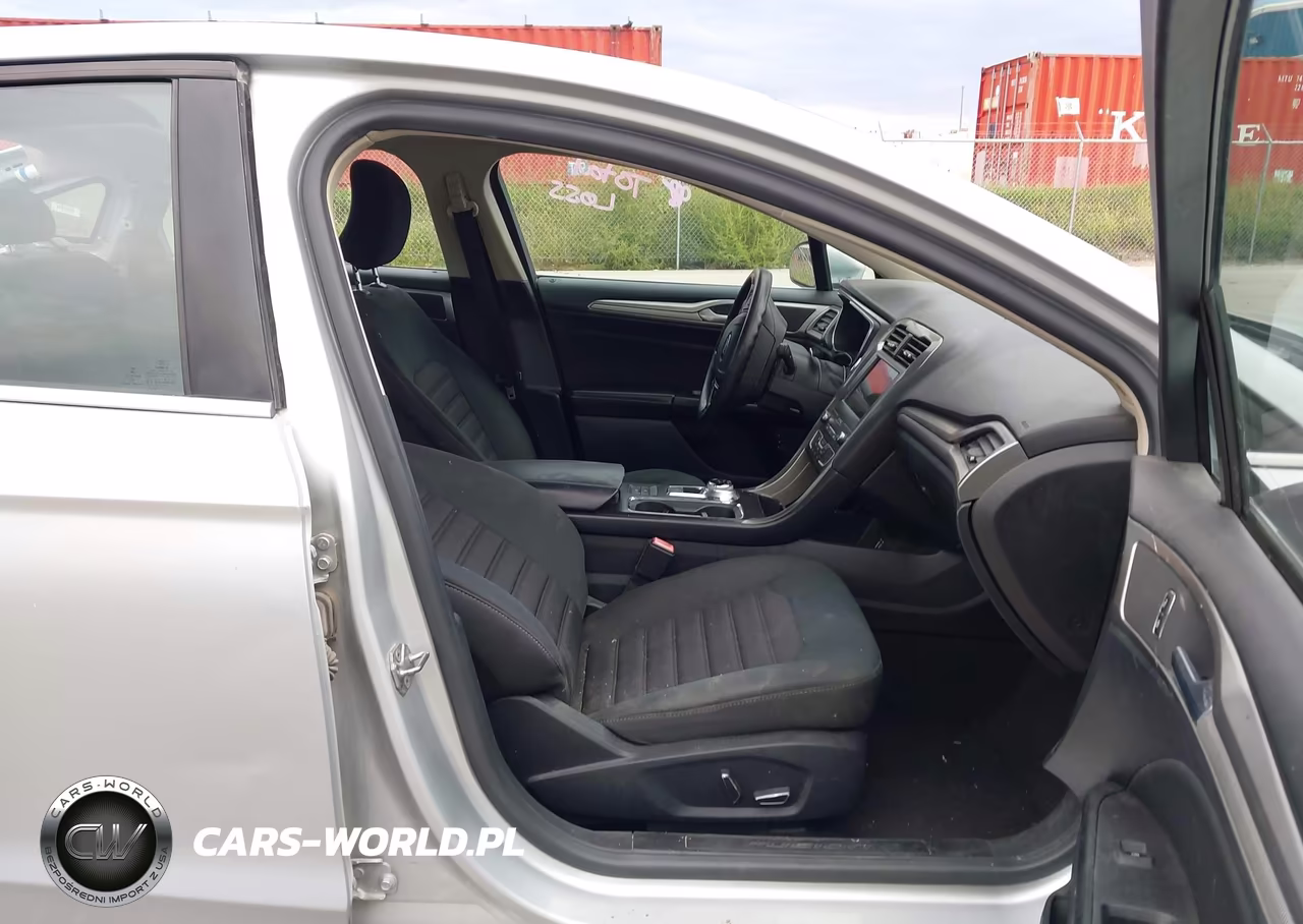 2019 Ford Fusion Hybrid Se VIN:3FA6P0LU9KR188031 - 5