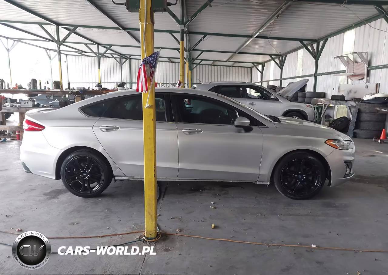2019 Ford Fusion Se VIN:3FA6P0HD8KR126905 - 13