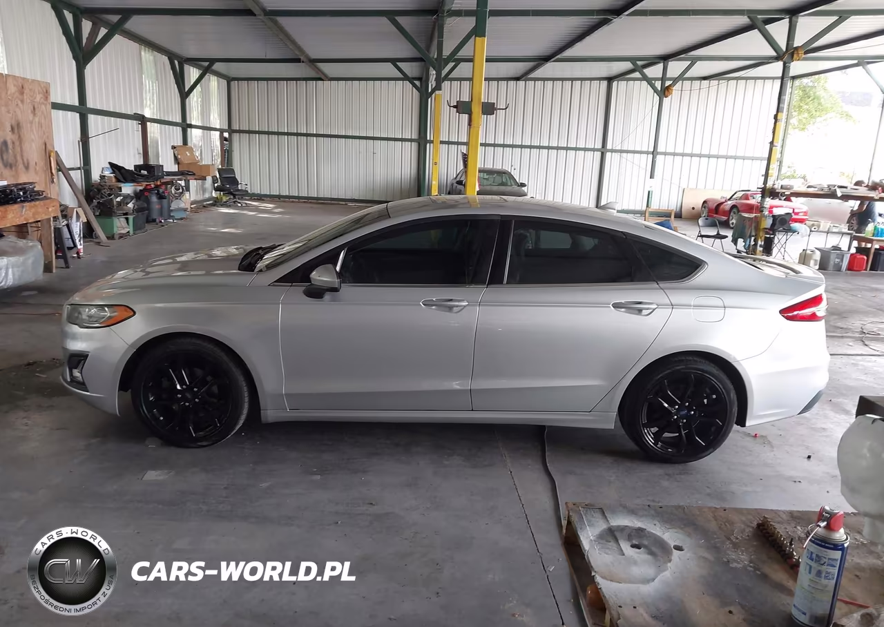 2019 Ford Fusion Se VIN:3FA6P0HD8KR126905 - 14