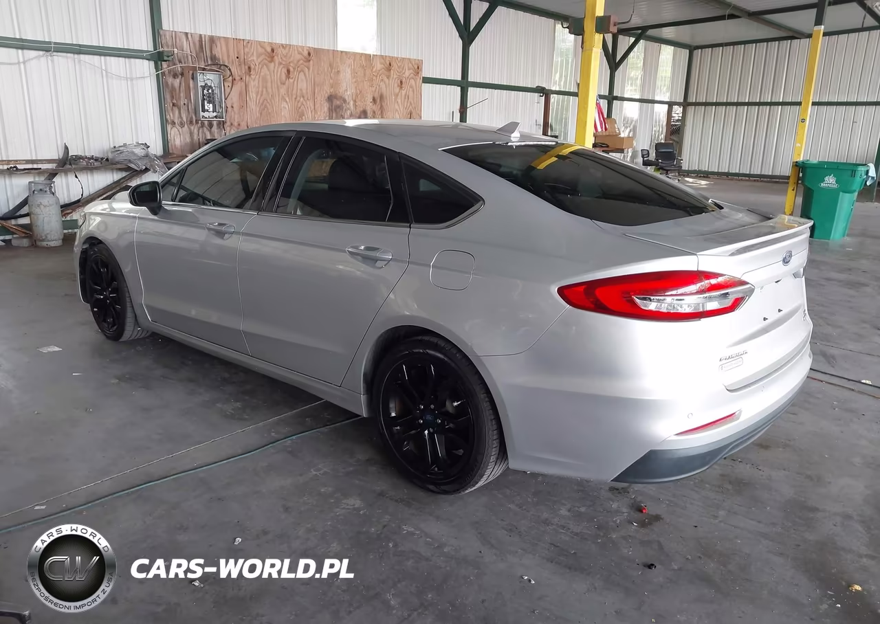 2019 Ford Fusion Se VIN:3FA6P0HD8KR126905 - 3