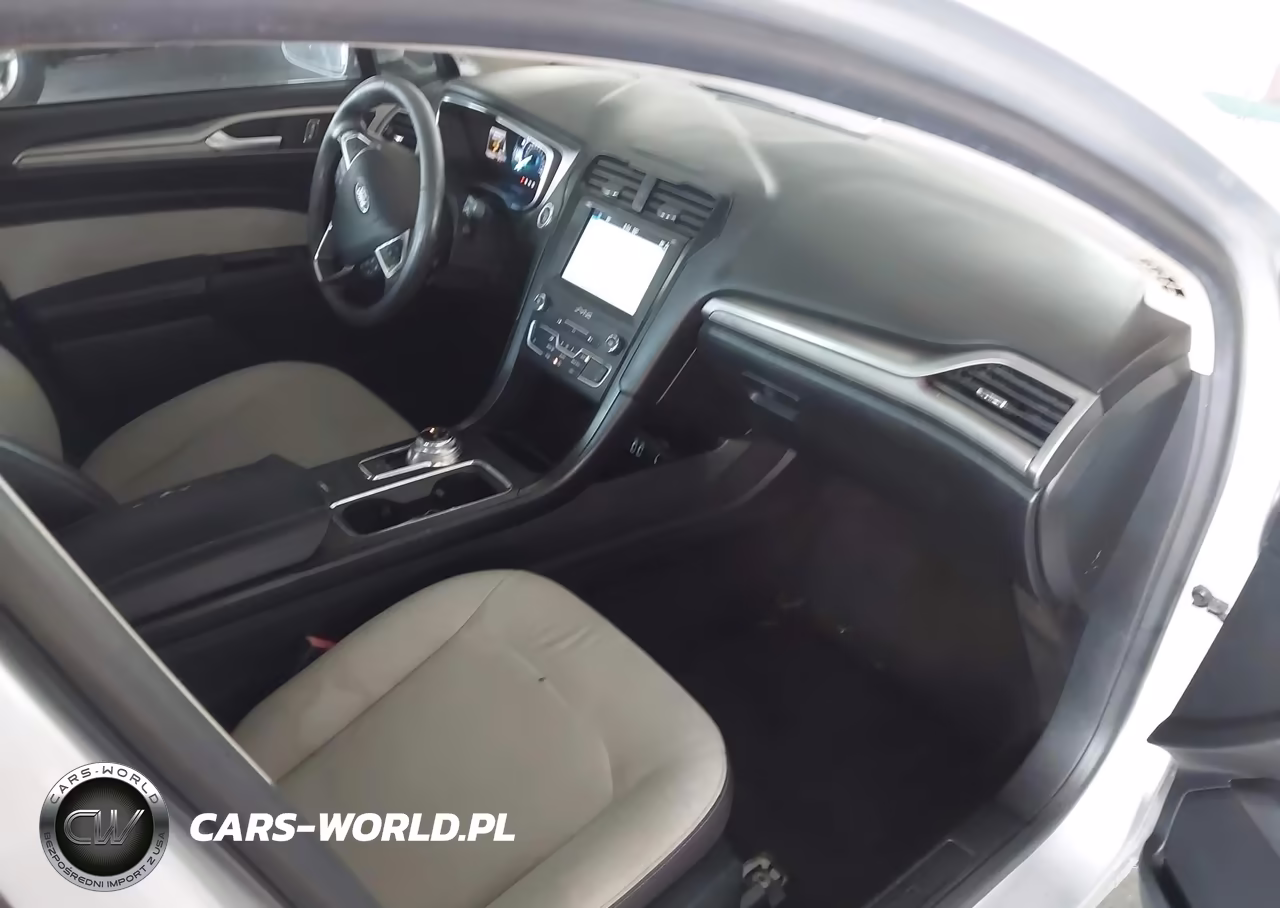 2019 Ford Fusion Se VIN:3FA6P0HD8KR126905 - 5