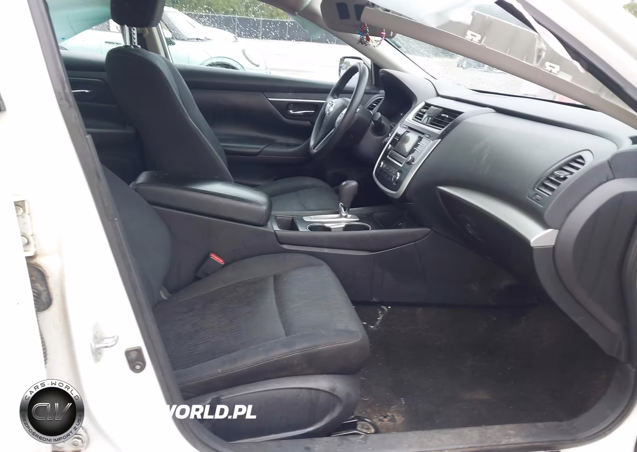 2016 Nissan Altima 2.5 S VIN:1N4AL3AP5GC243732 - 5