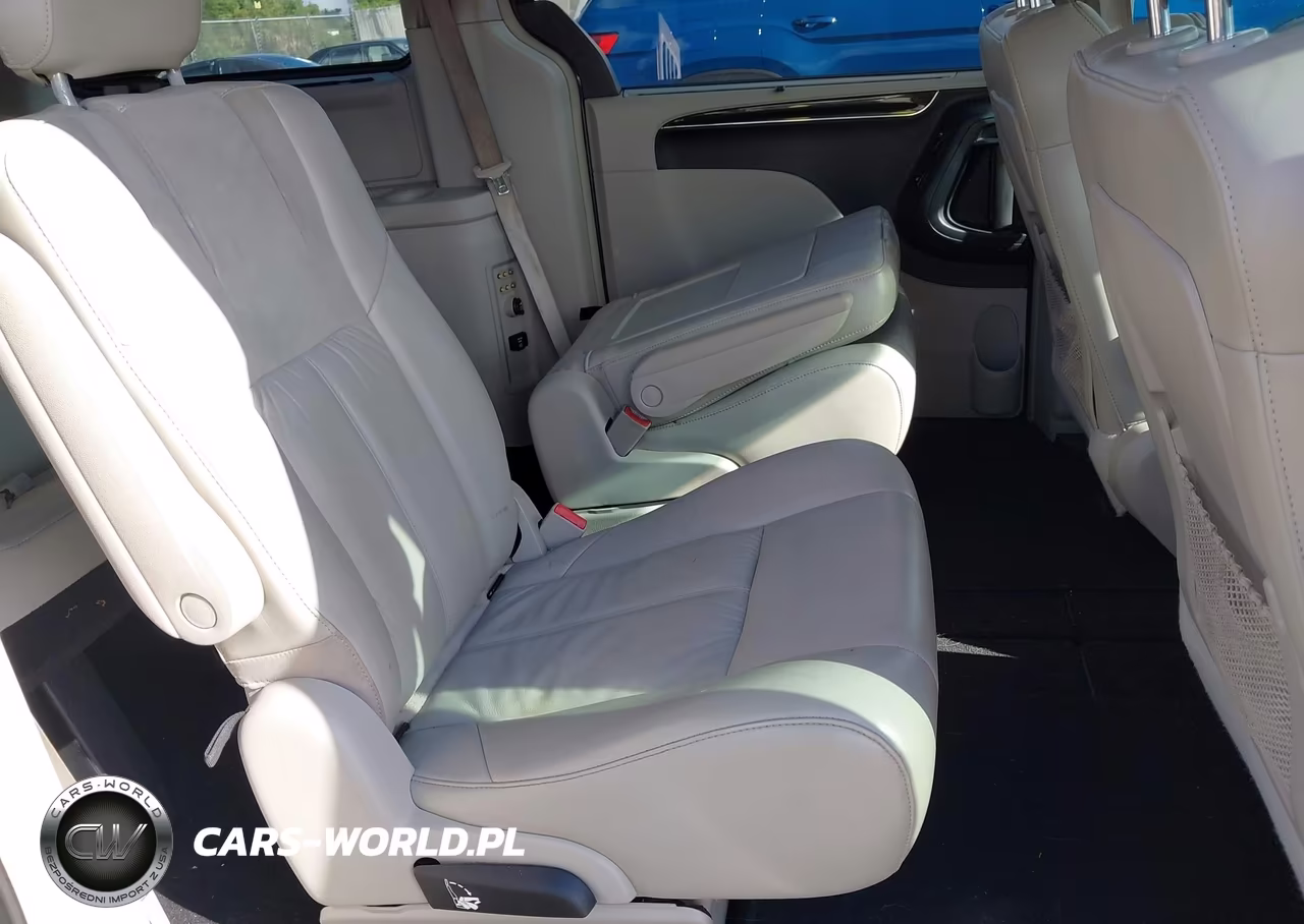 2011 Chrysler Town & Country Limited VIN:2A4RR6DG2BR781954 - 8