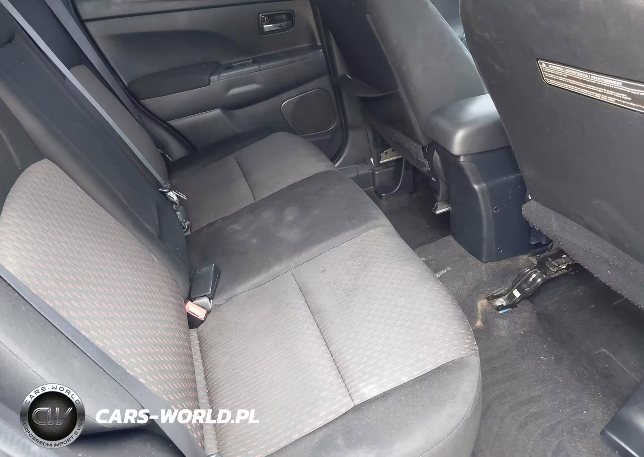 2017 Mitsubishi Outlander Sport 2.0 Le VIN:JA4AR3AU1HZ002385 - 8