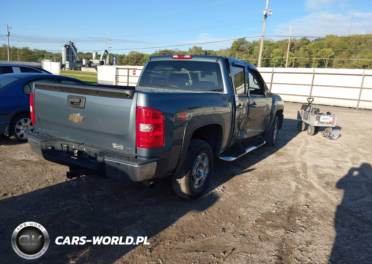 2007 Chevrolet Silverado 1500 Ltz VIN:2GCEK13M871648916 - 4