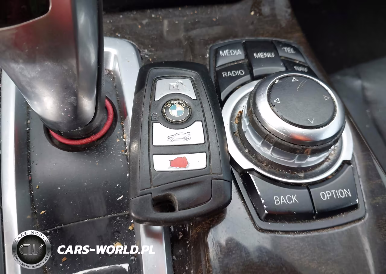 2013 BMW 528I xDrive VIN:WBAXH5C57DD114181 - 11