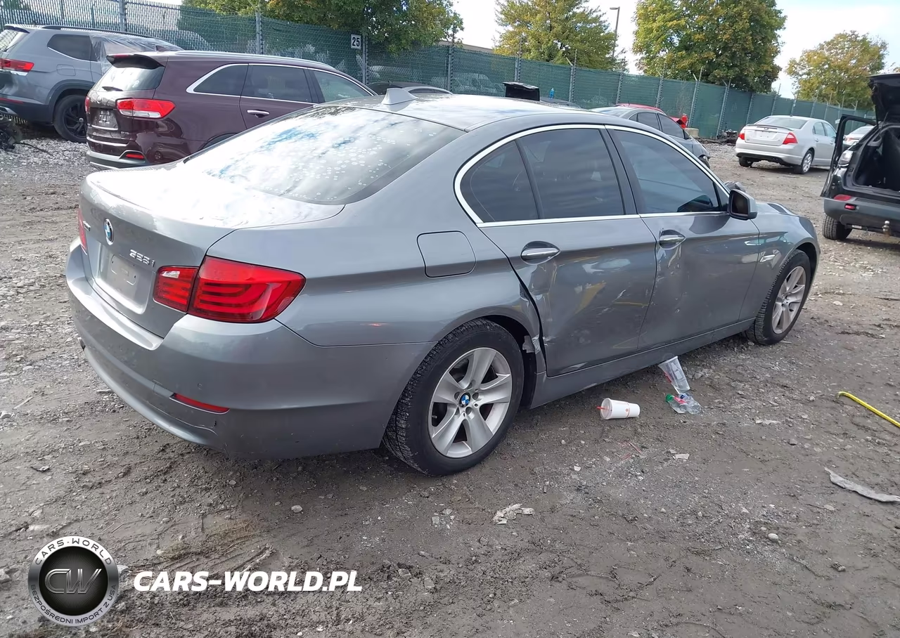 2013 BMW 528I xDrive VIN:WBAXH5C57DD114181 - 4