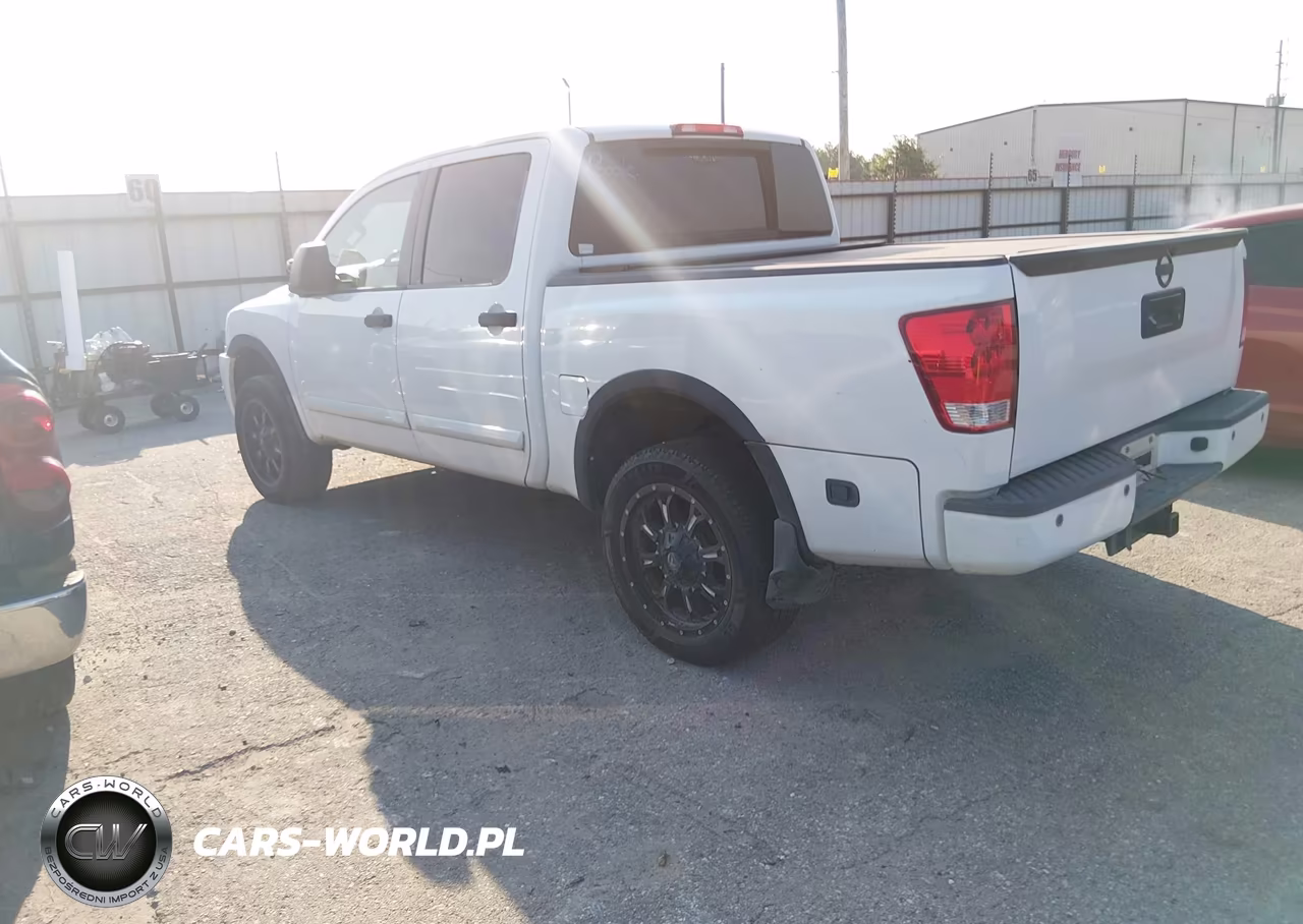 2013 Nissan Titan Pro-4X VIN:1N6BA0EC7DN306319 - 3