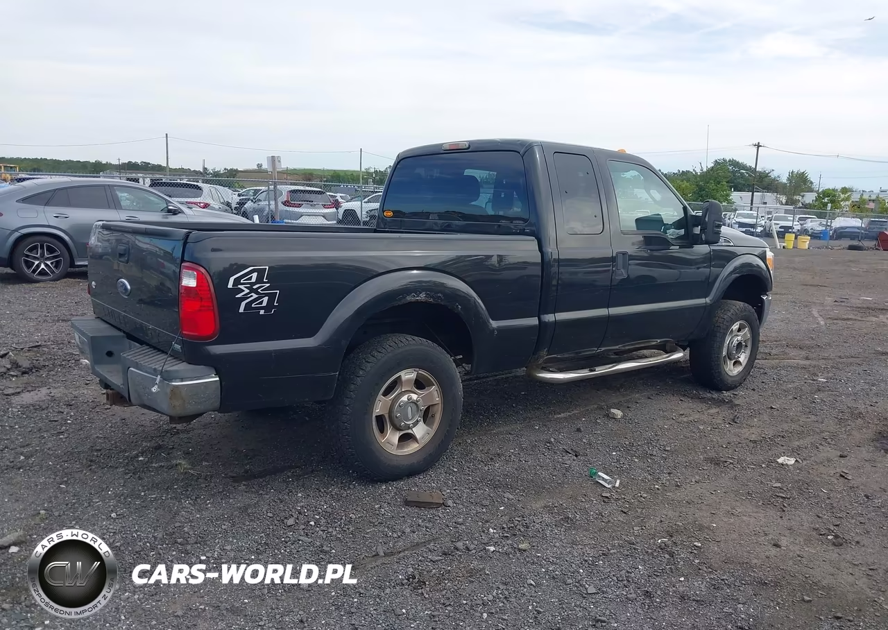 2011 Ford F-250 Xlt VIN:1FT7X2B69BEB07366 - 4