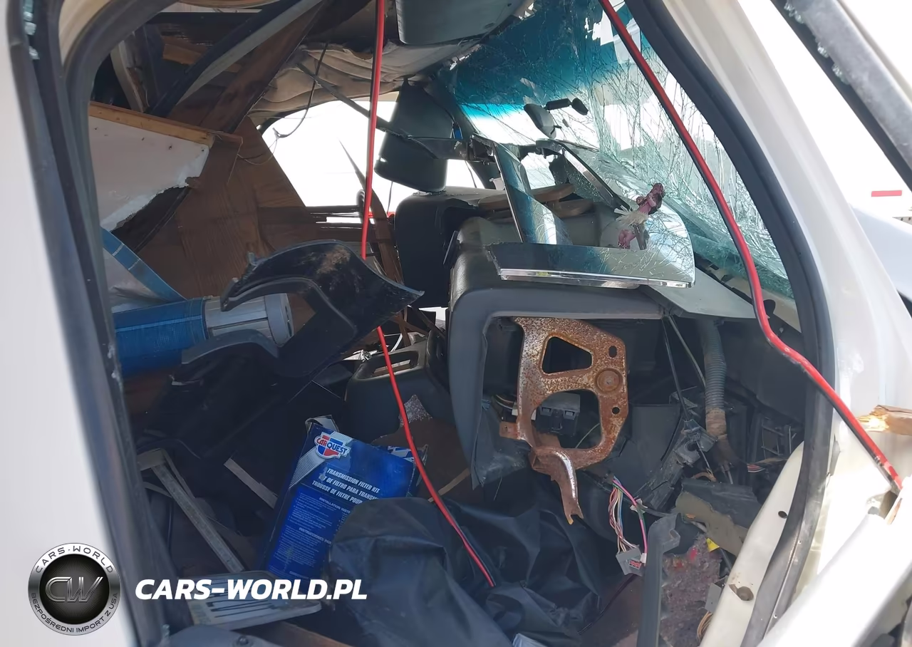 1993 Ford Econoline E350 Cutaway Van VIN:1FDKE30G9PHB64850 - 5