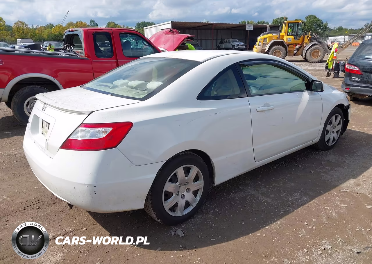 2007 Honda Civic Lx VIN:2HGFG12647H526541 - 4