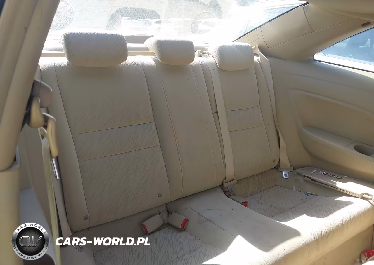 2007 Honda Civic Lx VIN:2HGFG12647H526541 - 8