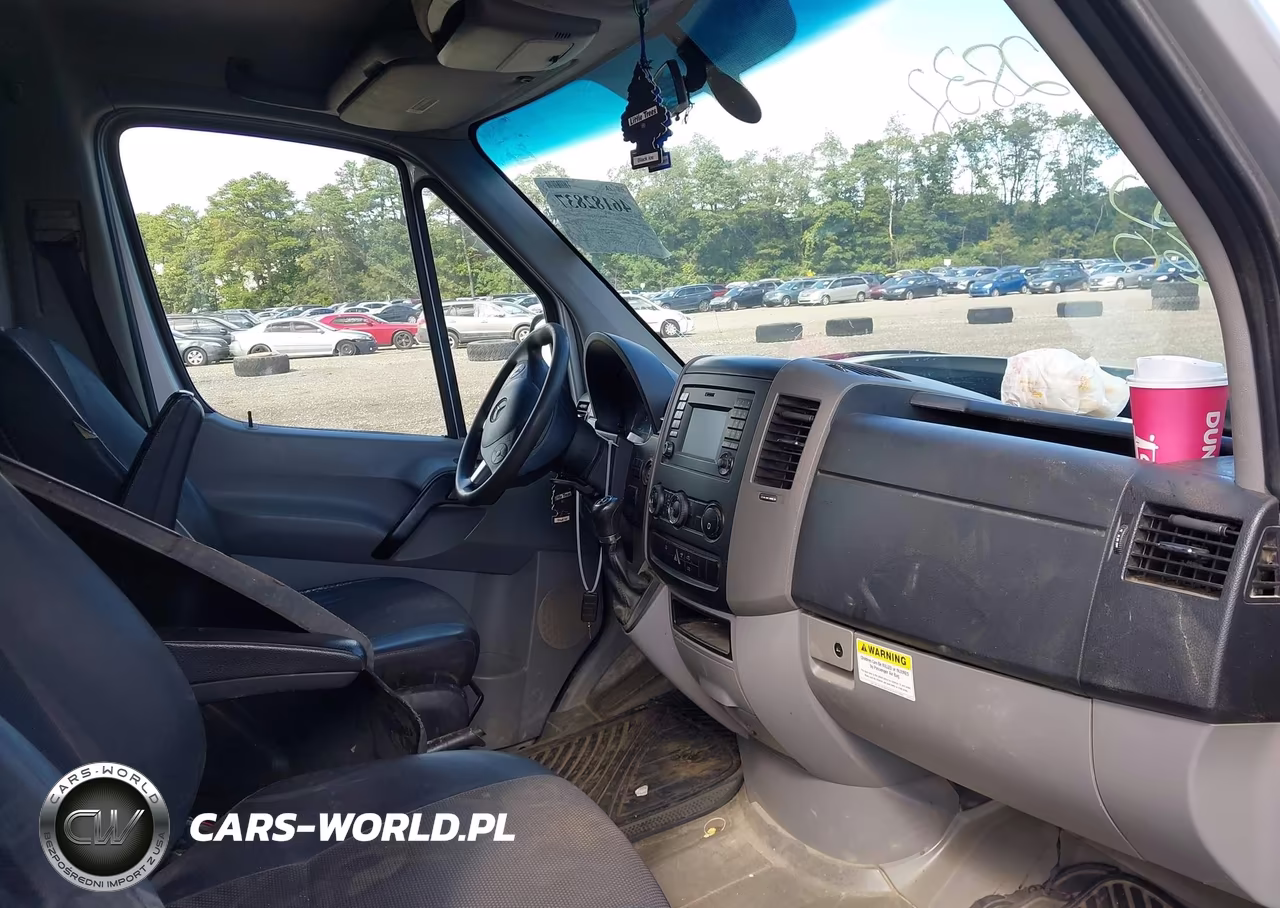 2016 Mercedes-Benz Sprinter 2500 Normal Roof VIN:WD4PE7DD1GP175189 - 5