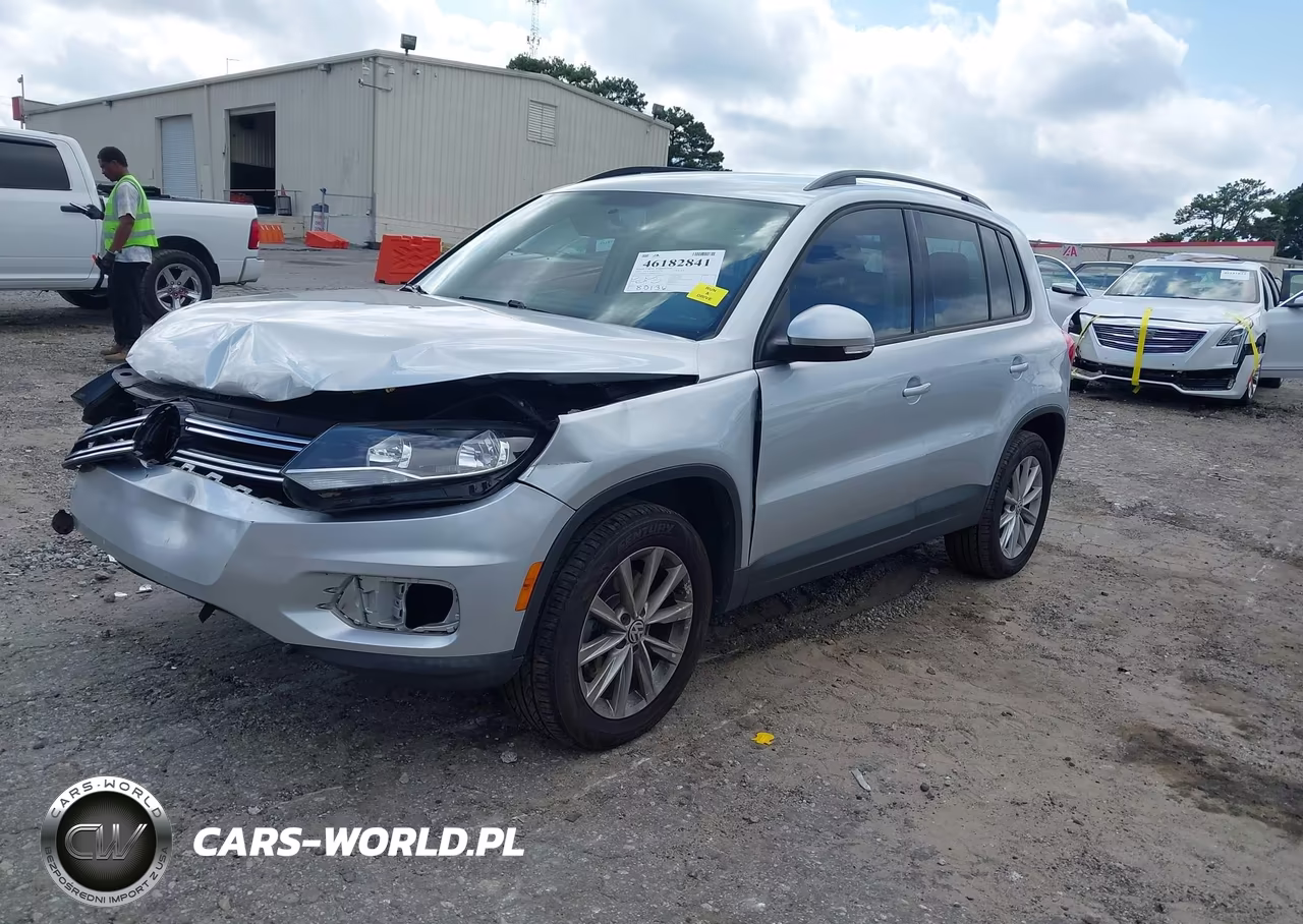 2017 Volkswagen Tiguan 2.0T-2.0T S VIN:WVGAV7AX8HK043734 - 2