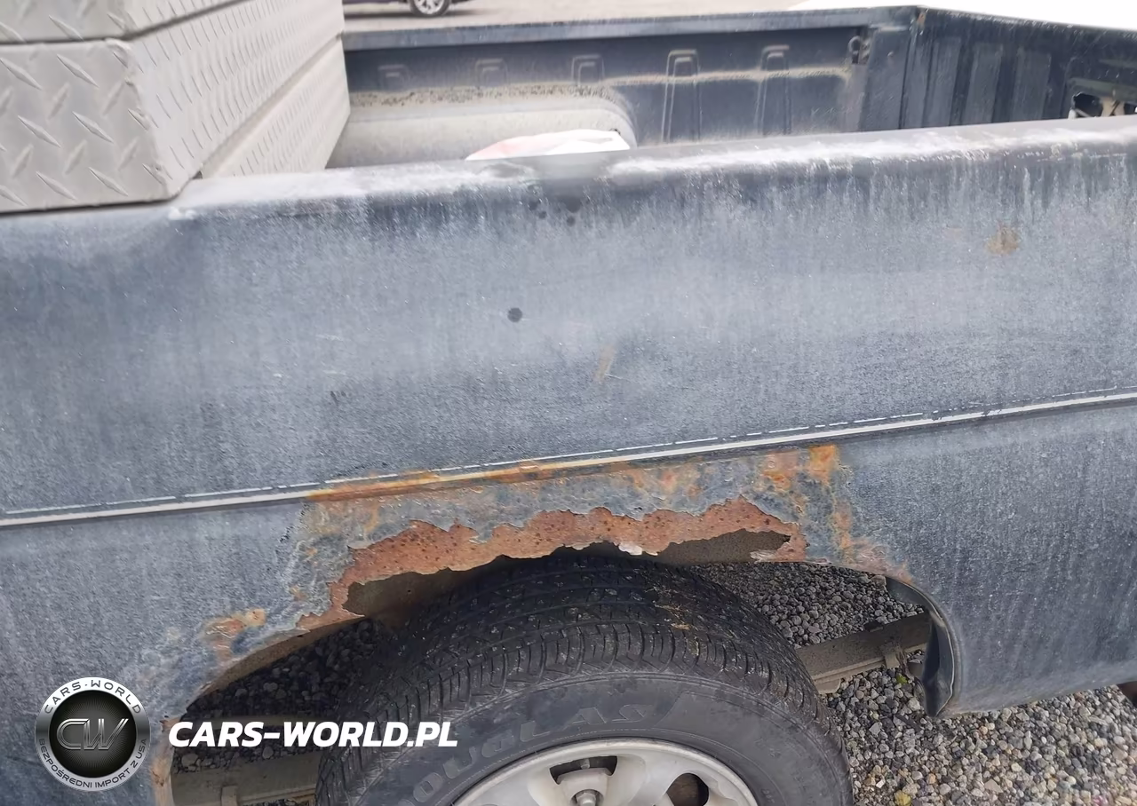 1997 Nissan 4X2 Truck Xe VIN:1N6SD11S6VC353929 - 12