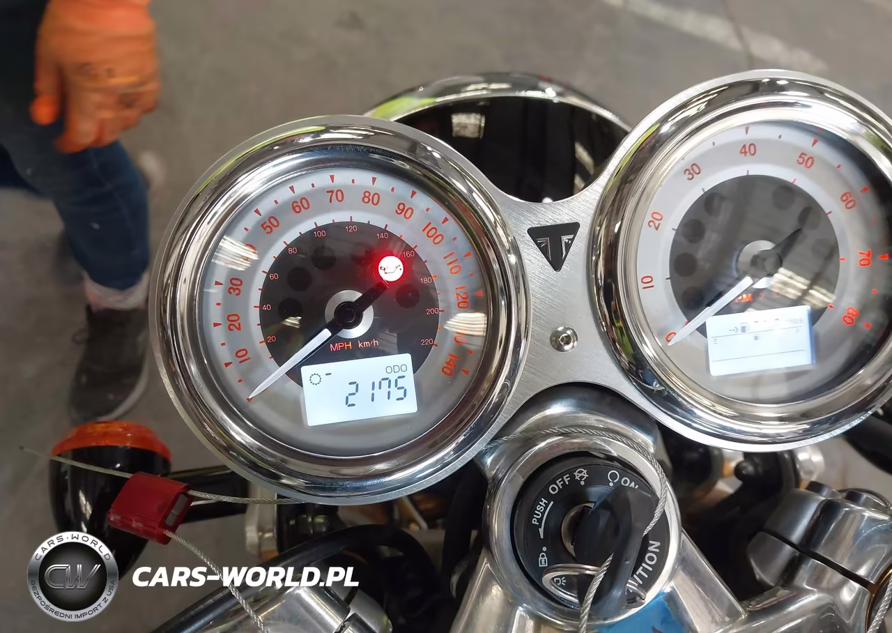 2025 Triumph Motorcycle Thruxton Rs VIN:SMTD56HR0STBV2228 - 7