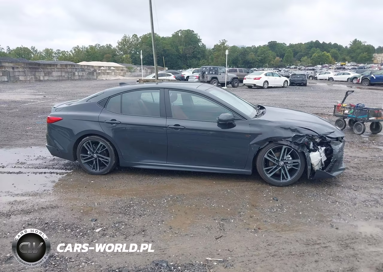 2026 Toyota Camry Xse VIN:4T1DAACK4TU702767 - 13