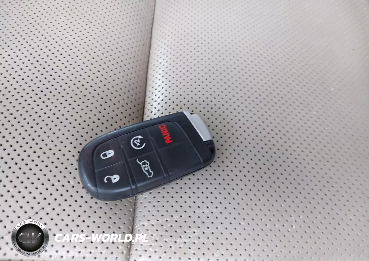 2015 Jeep Grand Cherokee Limited VIN:1C4RJEBG9FC235404 - 11