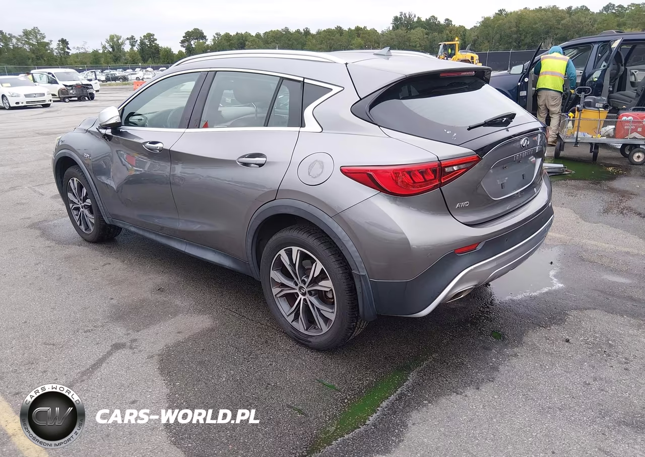 2017 Infiniti Qx30 Premium VIN:SJKCH5CR5HA027372 - 3