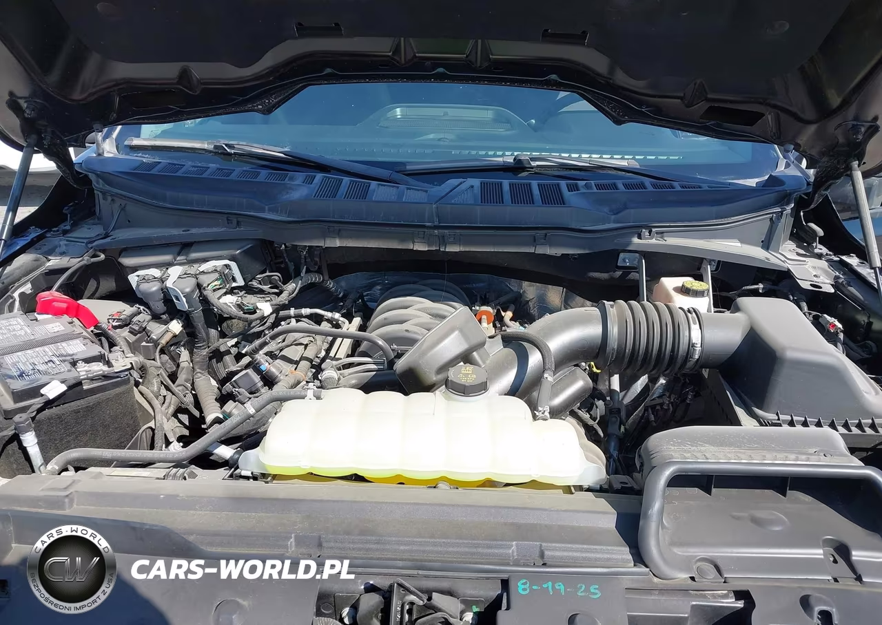 2025 Ford F-150 Xlt VIN:1FTEW3K57SKE28203 - 10