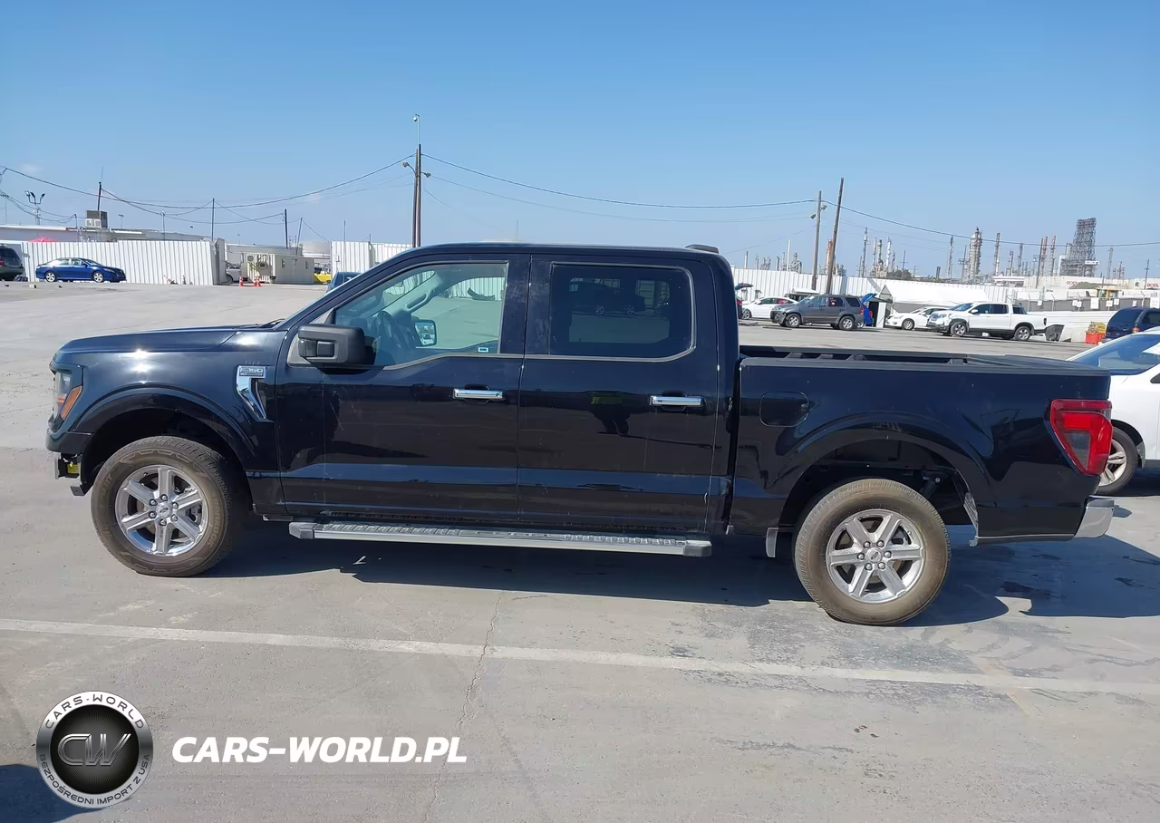 2025 Ford F-150 Xlt VIN:1FTEW3K57SKE28203 - 14