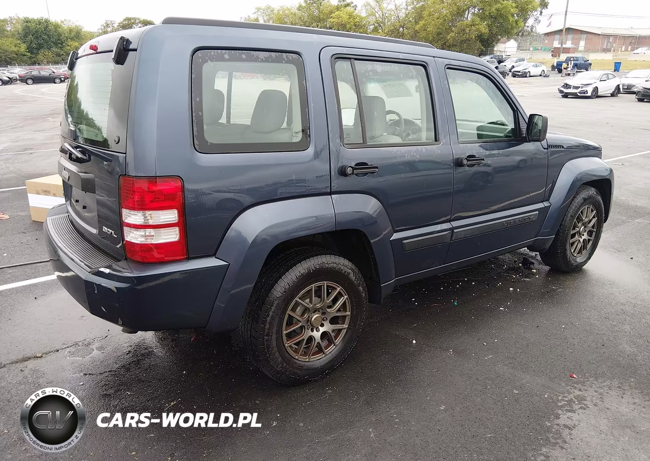 2008 Jeep Liberty Sport VIN:1J8GN28K28W230917 - 4
