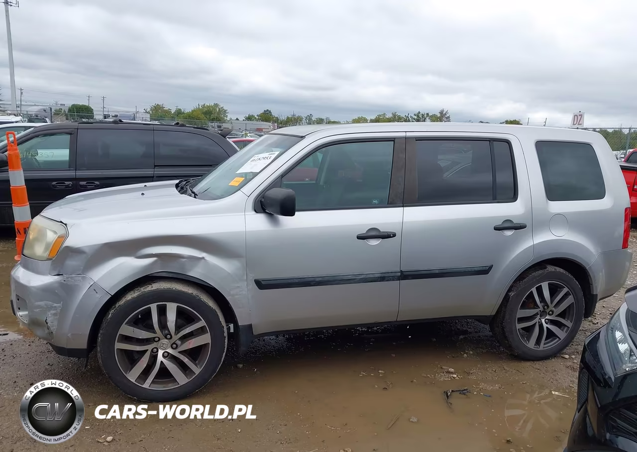 2011 Honda Pilot Lx VIN:5FNYF4H26BB068919 - 14