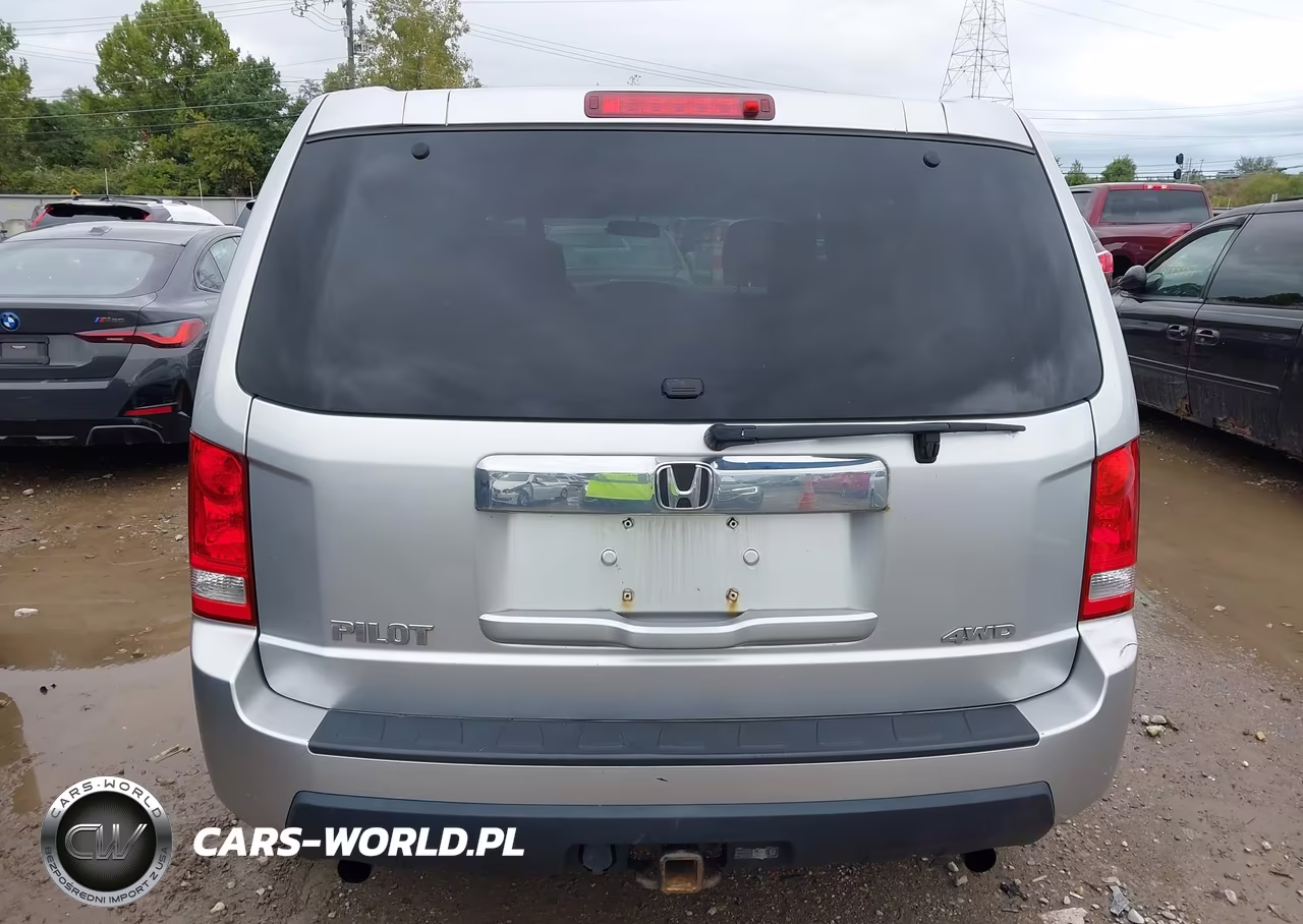 2011 Honda Pilot Lx VIN:5FNYF4H26BB068919 - 16
