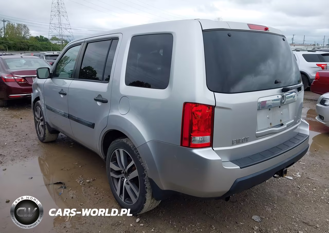 2011 Honda Pilot Lx VIN:5FNYF4H26BB068919 - 3