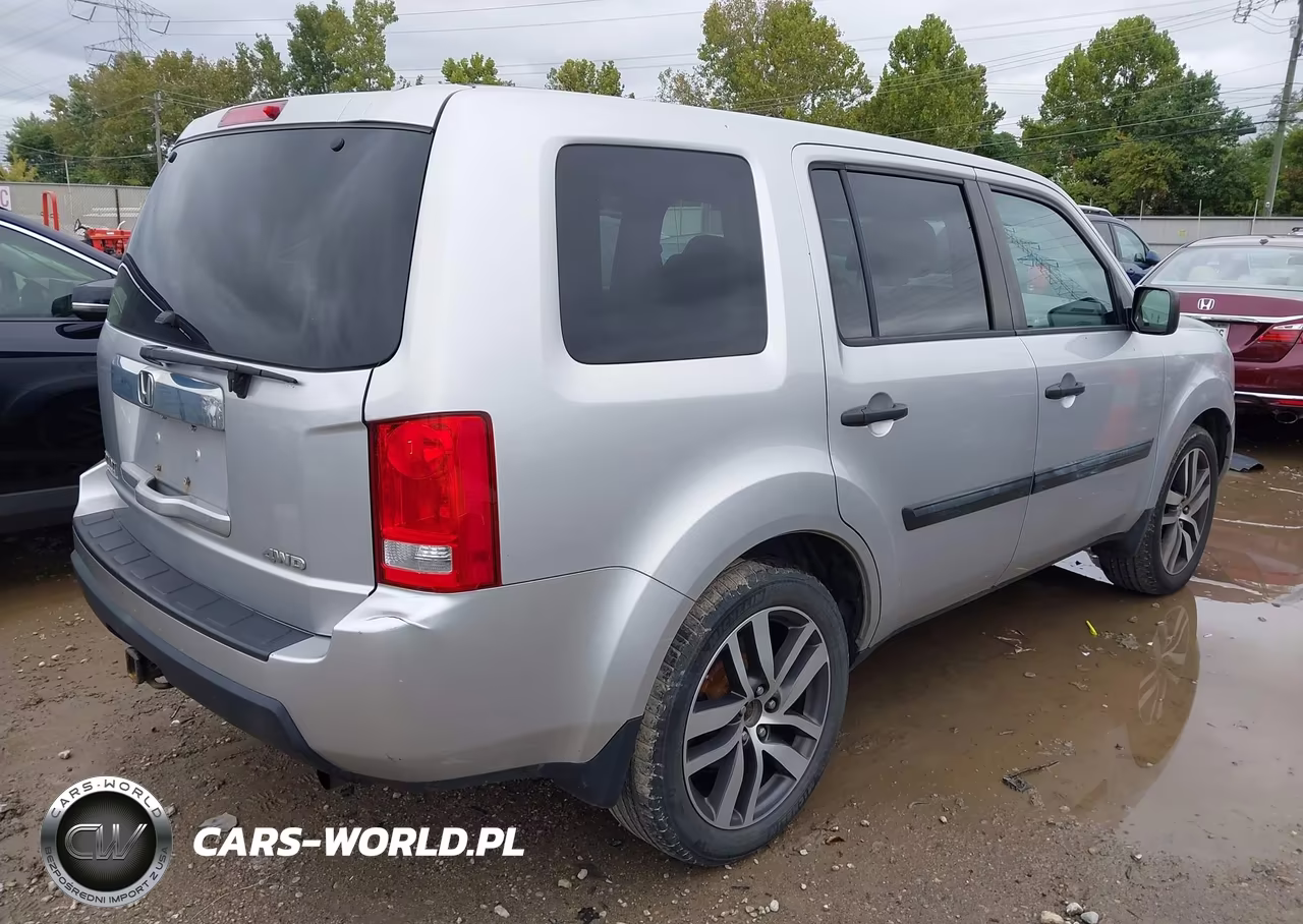 2011 Honda Pilot Lx VIN:5FNYF4H26BB068919 - 4