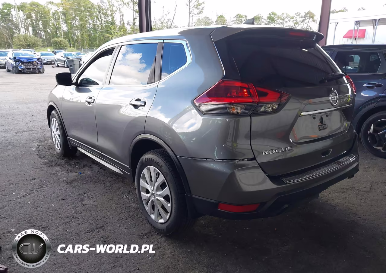 2018 Nissan Rogue S VIN:KNMAT2MVXJP510426 - 3