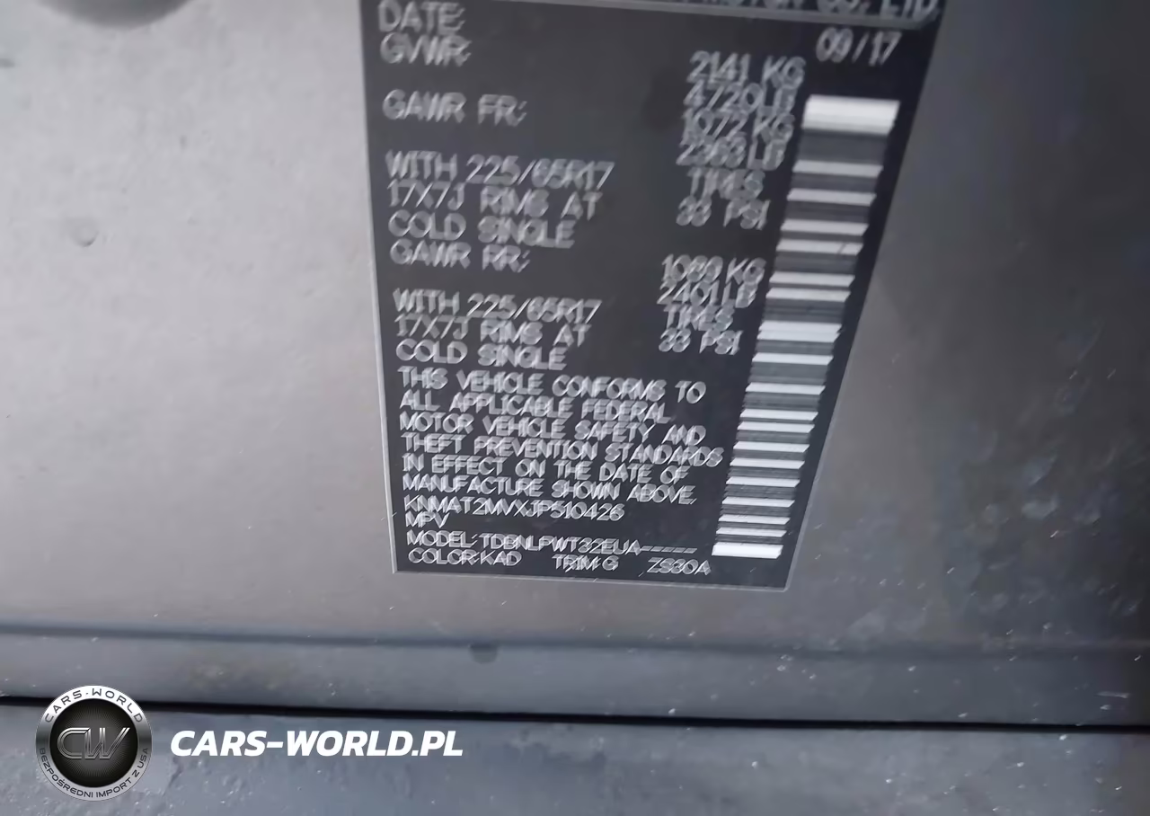 2018 Nissan Rogue S VIN:KNMAT2MVXJP510426 - 9