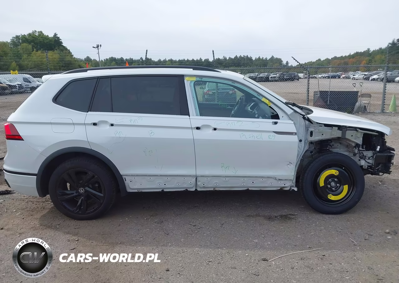 2024 Volkswagen Tiguan 2.0T Se R-Line Black VIN:3VV8B7AX4RM139173 - 14