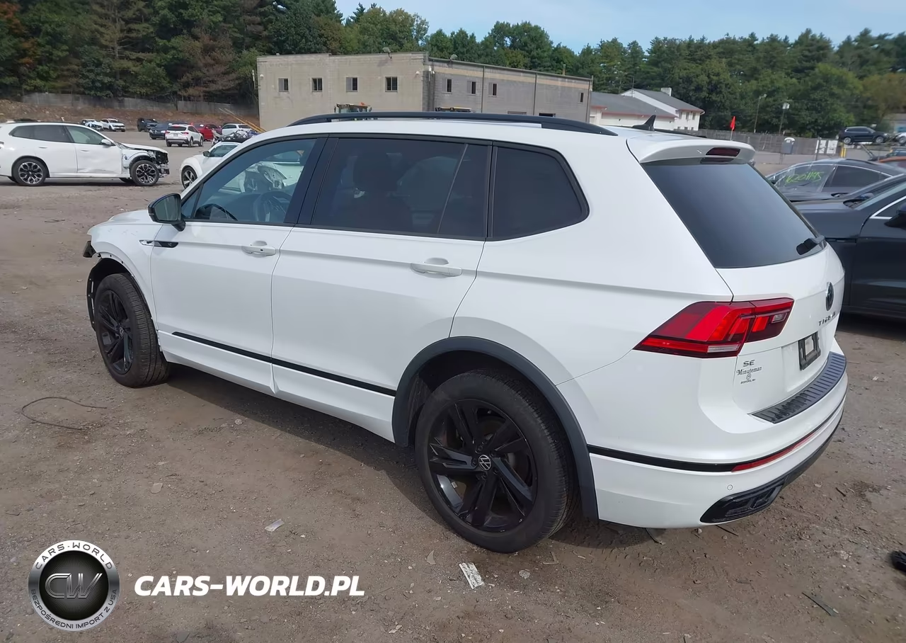 2024 Volkswagen Tiguan 2.0T Se R-Line Black VIN:3VV8B7AX4RM139173 - 3