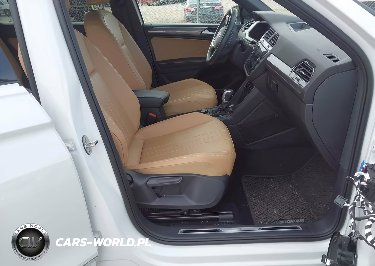 2024 Volkswagen Tiguan 2.0T Se R-Line Black VIN:3VV8B7AX4RM139173 - 5