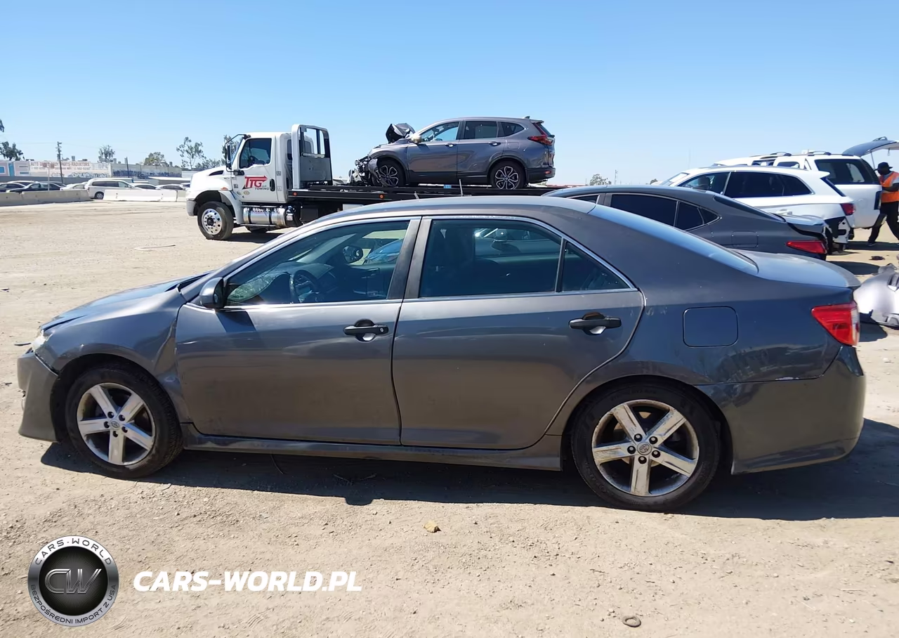 2013 Toyota Camry Se VIN:4T1BF1FK3DU274289 - 14