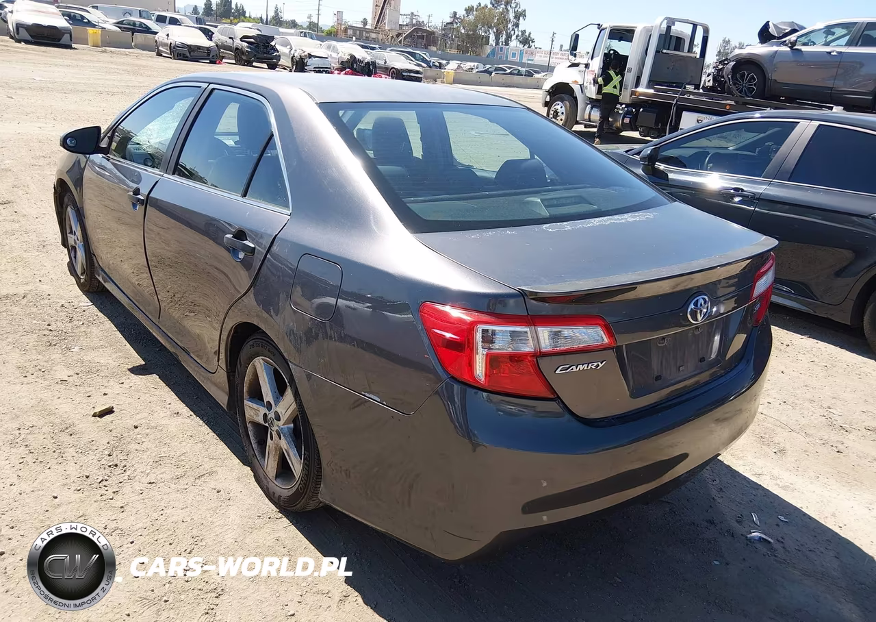 2013 Toyota Camry Se VIN:4T1BF1FK3DU274289 - 3