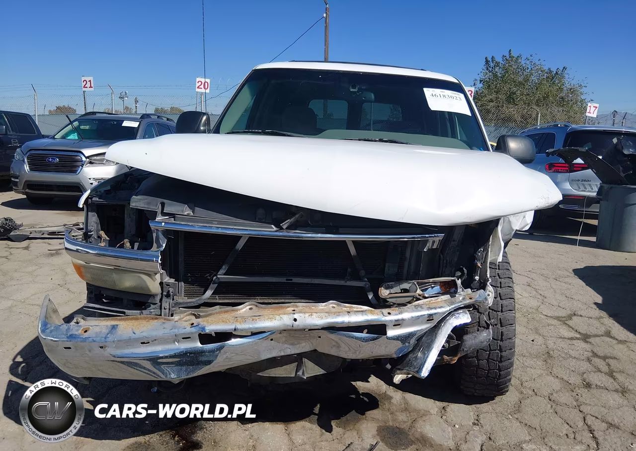 2001 Chevrolet Tahoe Ls VIN:1GNEC13TX1J269747 - 12