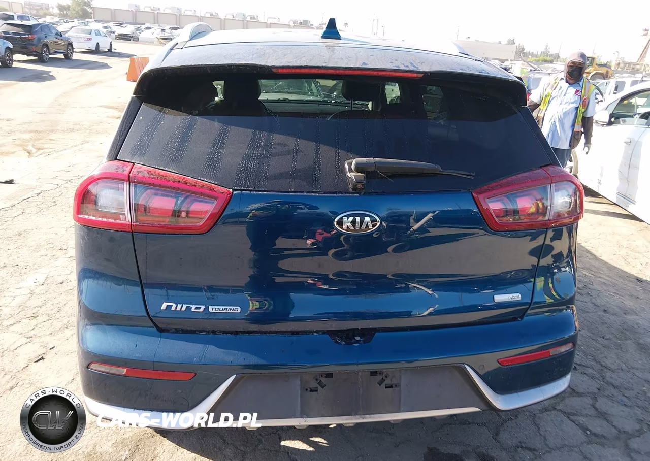 2017 Kia Niro Touring VIN:KNDCE3LC0H5095504 - 16