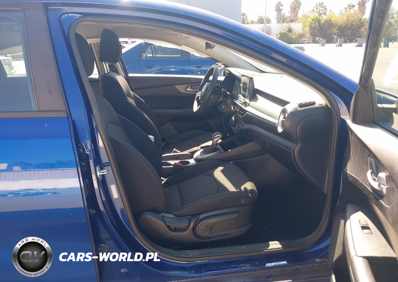 2019 Kia Forte Lxs VIN:3KPF24AD1KE095028 - 5
