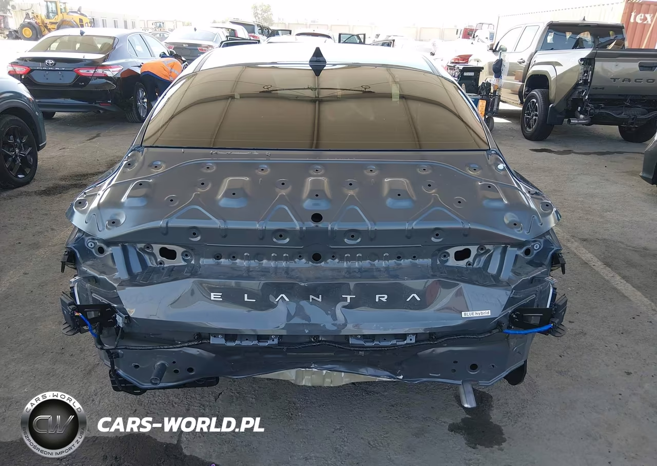 2026 Hyundai Elantra Hybrid Blue VIN:KMHLM4DJ2TU214427 - 17
