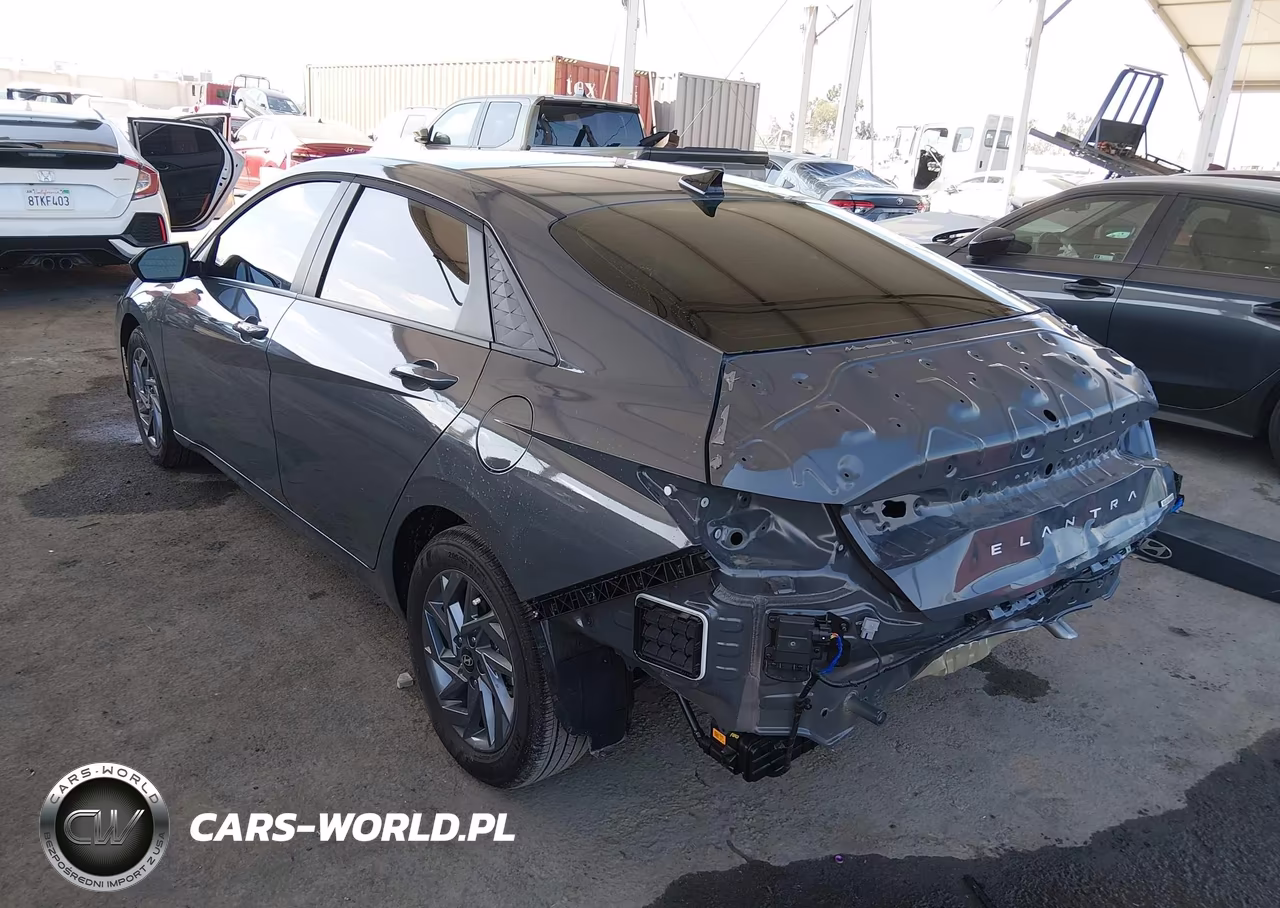 2026 Hyundai Elantra Hybrid Blue VIN:KMHLM4DJ2TU214427 - 3