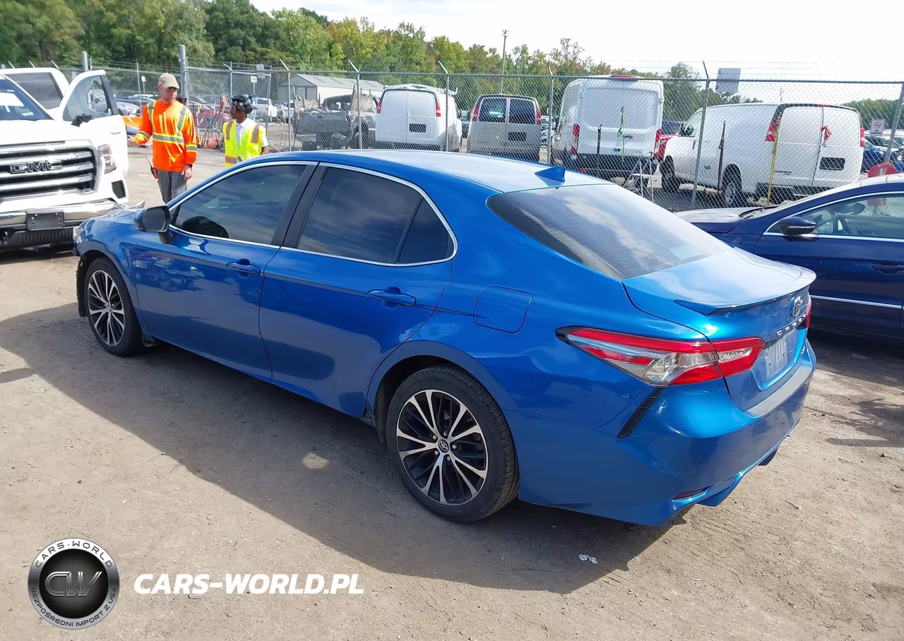 2019 Toyota Camry Se VIN:4T1B11HK1KU163782 - 3
