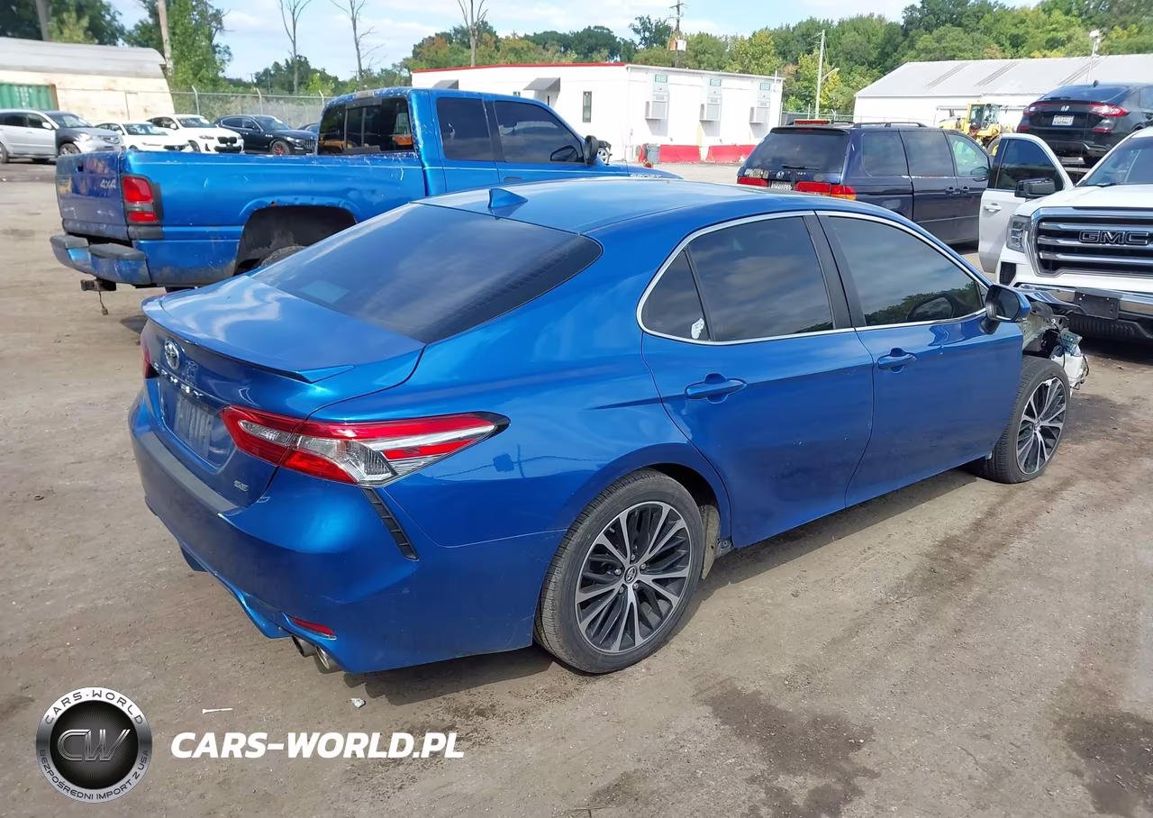 2019 Toyota Camry Se VIN:4T1B11HK1KU163782 - 4