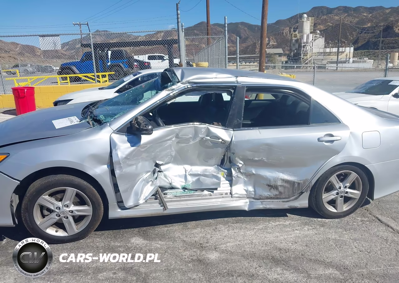 2014 Toyota Camry Se VIN:4T1BF1FK1EU366793 - 12