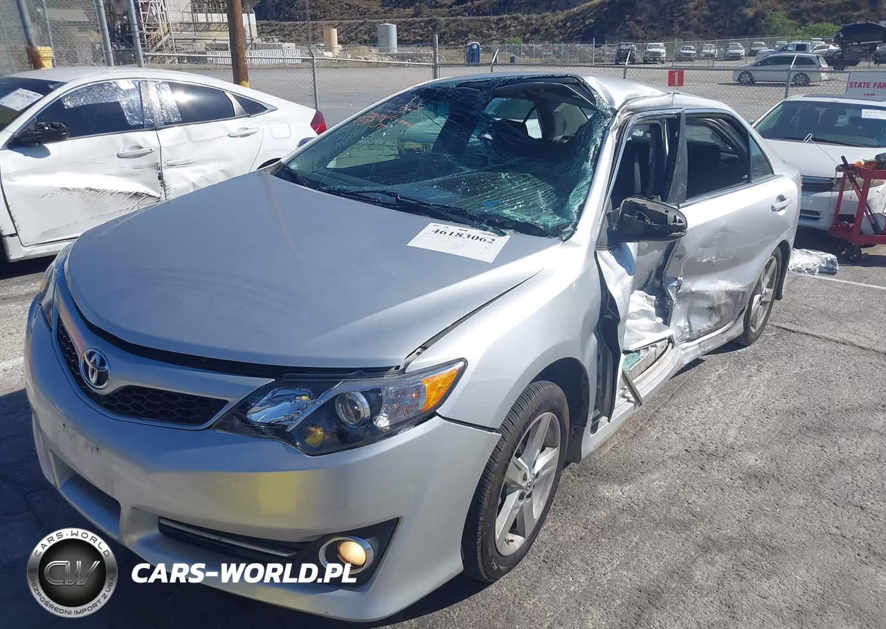 2014 Toyota Camry Se VIN:4T1BF1FK1EU366793 - 14