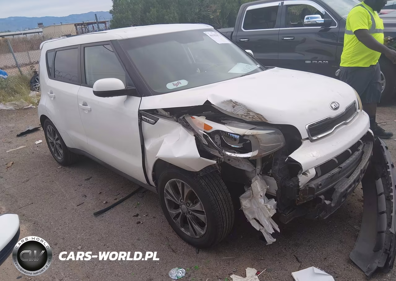 2016 Kia Soul + VIN:KNDJP3A50G7261609 - 13