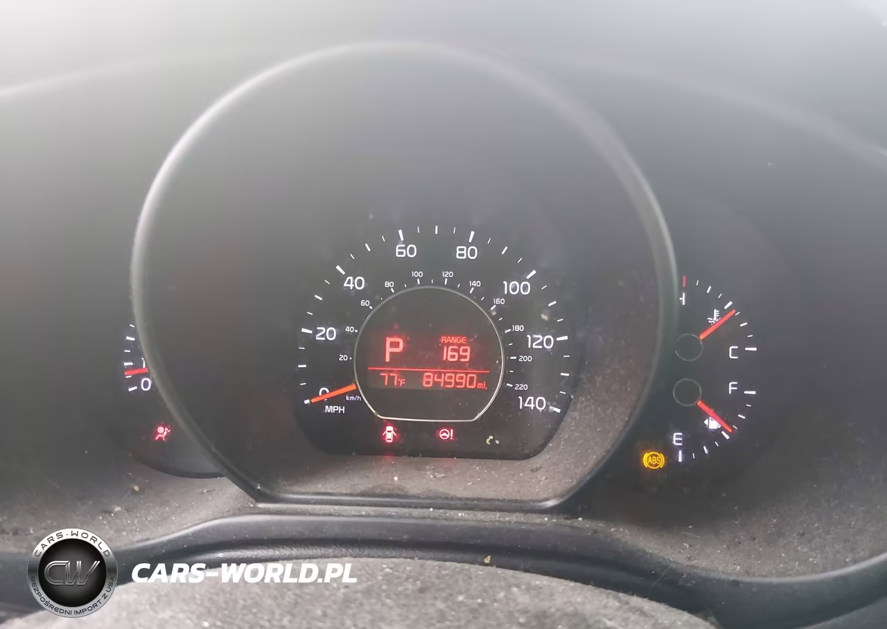2016 Kia Soul + VIN:KNDJP3A50G7261609 - 7